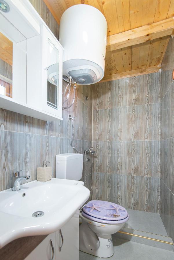 Lovcen Mountain Cottages Njegusi Екстер'єр фото